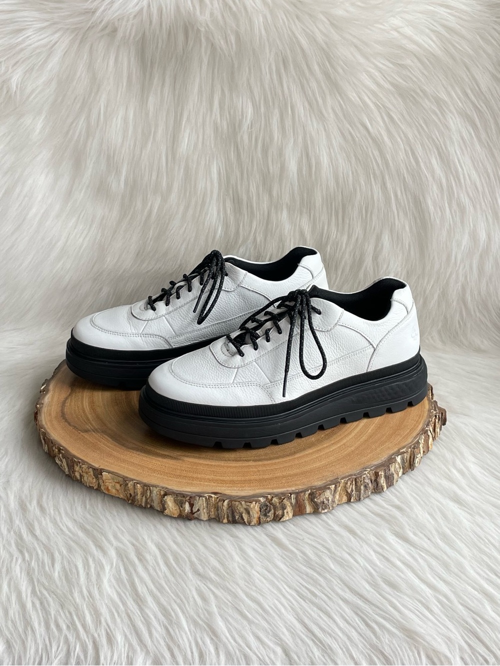 LIKE NEW Timberland Ray City leather Oxford sneakers - Picture 5 of 16